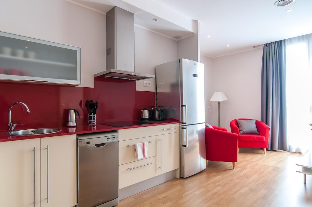 Pelayo Deluxe Apartments Barselona Oda fotoğraf
